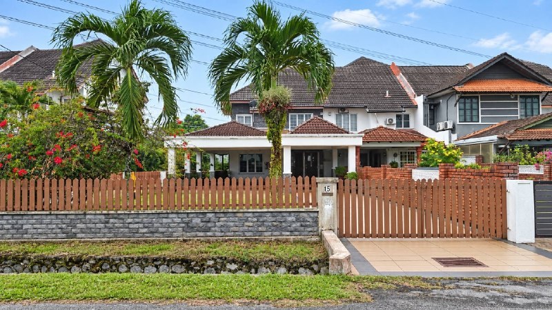 2 Storey Terrace End Lot Bangi Golf Resort Tanah Luas ±4,370 Sqft Golf Course Facing